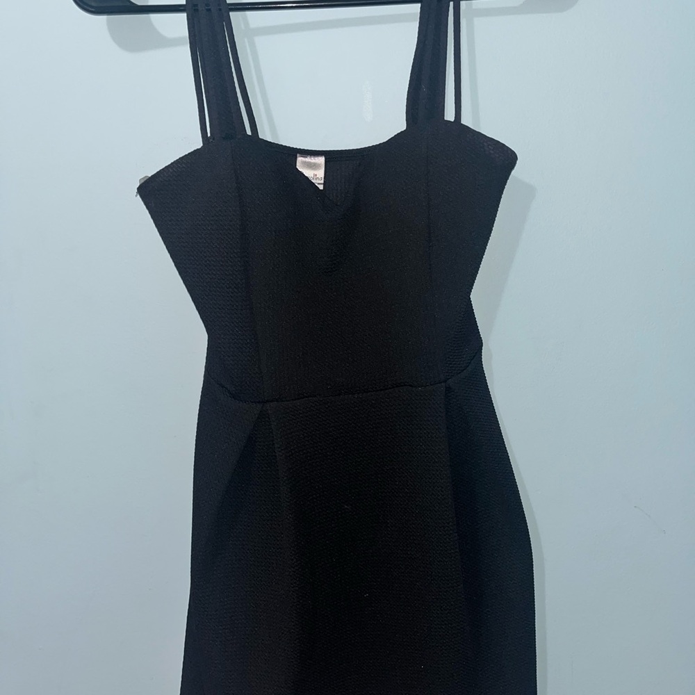 Stylish Black Sleeveless Dress